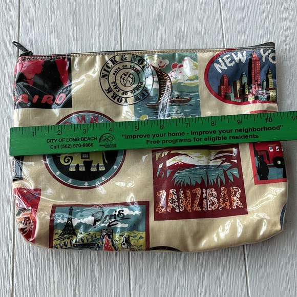 Nick and Nora Vintage 2000s Travel toiletries bag - Picture 8 of 11